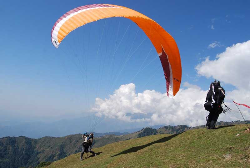 Paragliding in Nainital