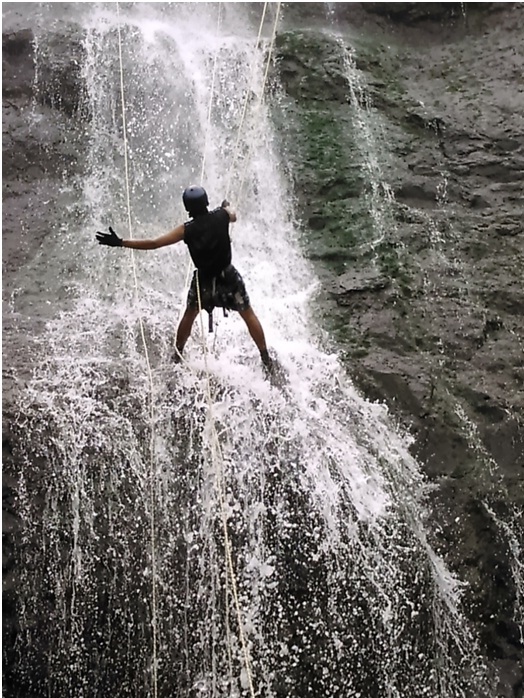 bhivpuri waterfall rappelling