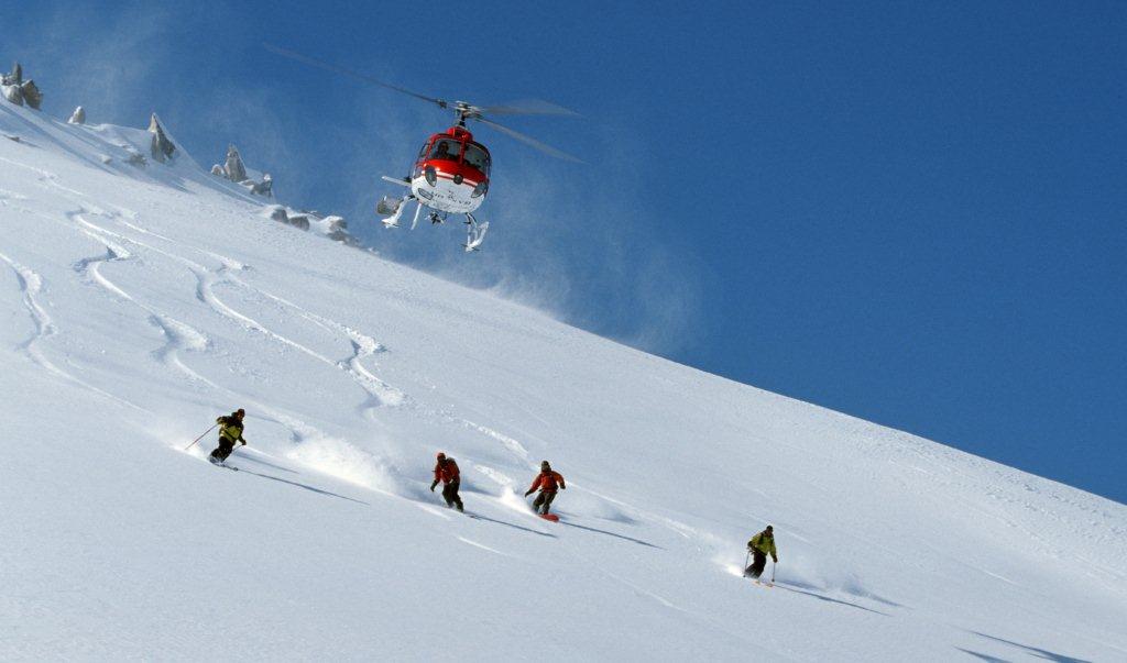 Helicopter-skiing