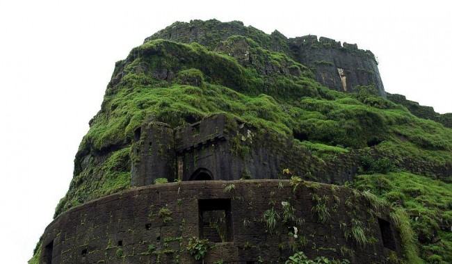 Trek To Lohagad And Bhaje lonavala