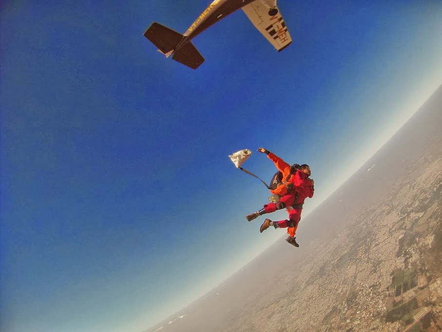 skydiving in india-tandem jump (1)