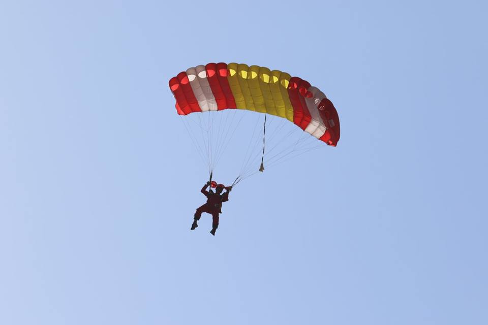 skydiving training