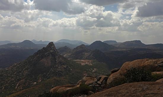 MADHUGIRI-NIGHT-TREK