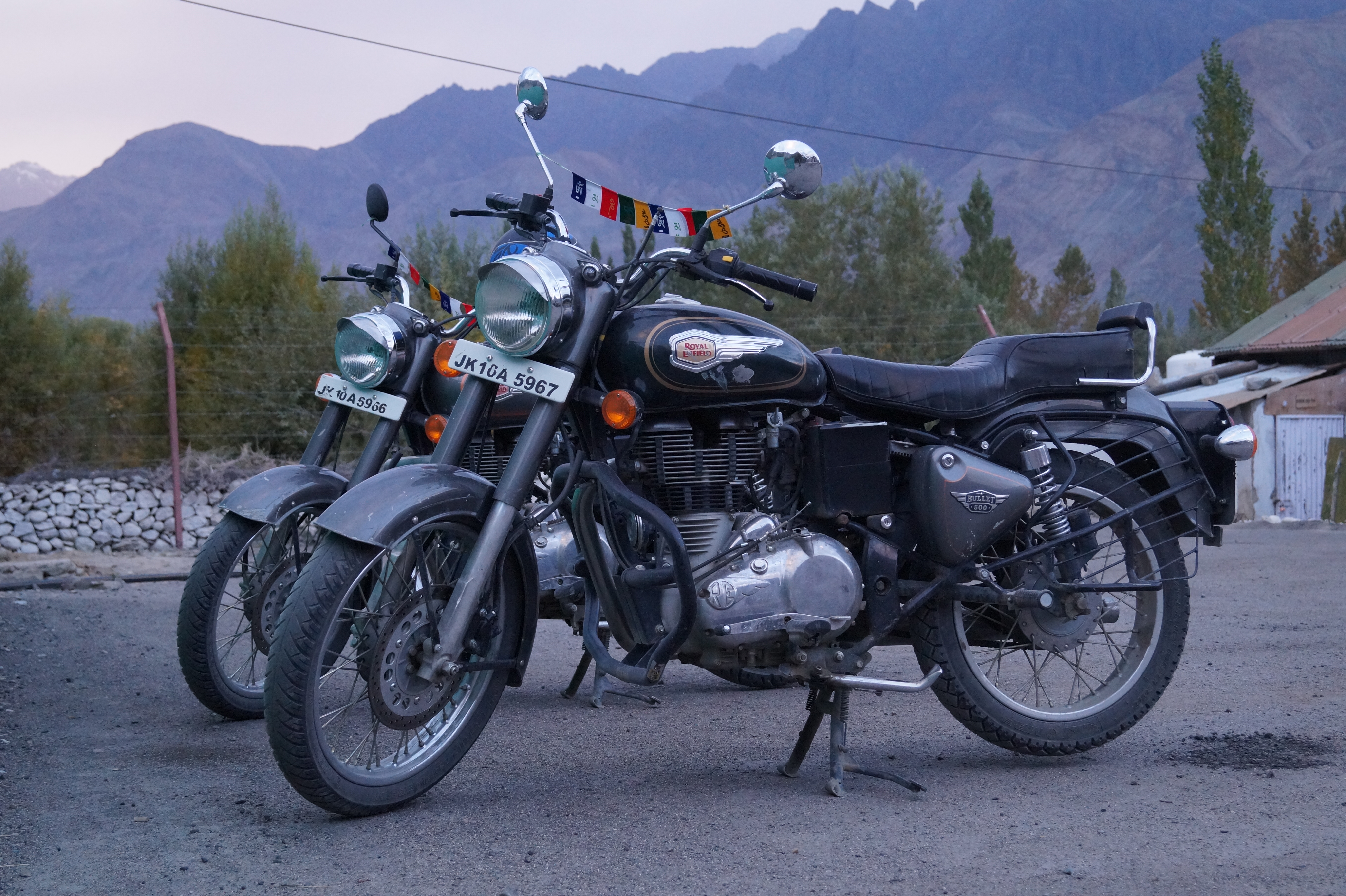 leh ladakh road trip bike