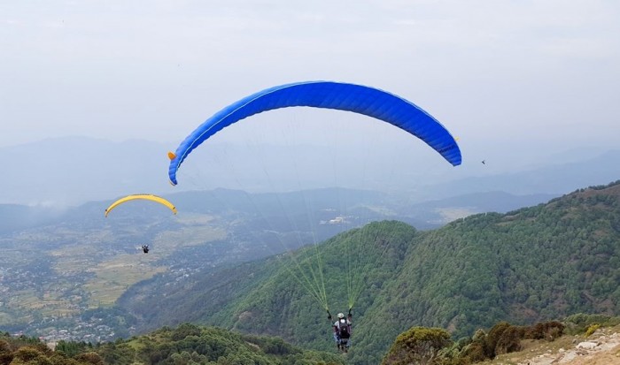 Paragliding in Bir Billing