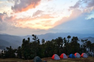 nag tibba trekking