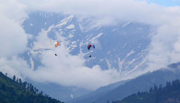 Paragliding at Solang Valley