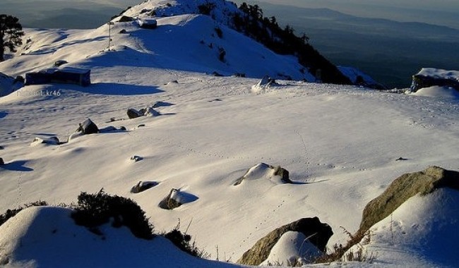 Trek To Lahesh Cave