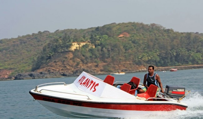 Speed Boat Ride in Goa