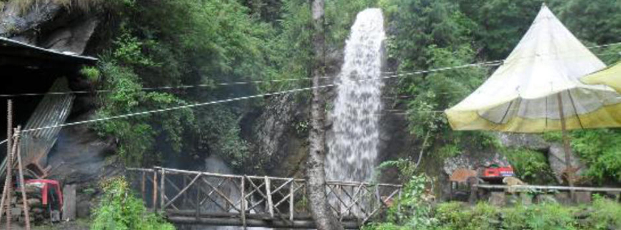 Jana Waterfall Trek img